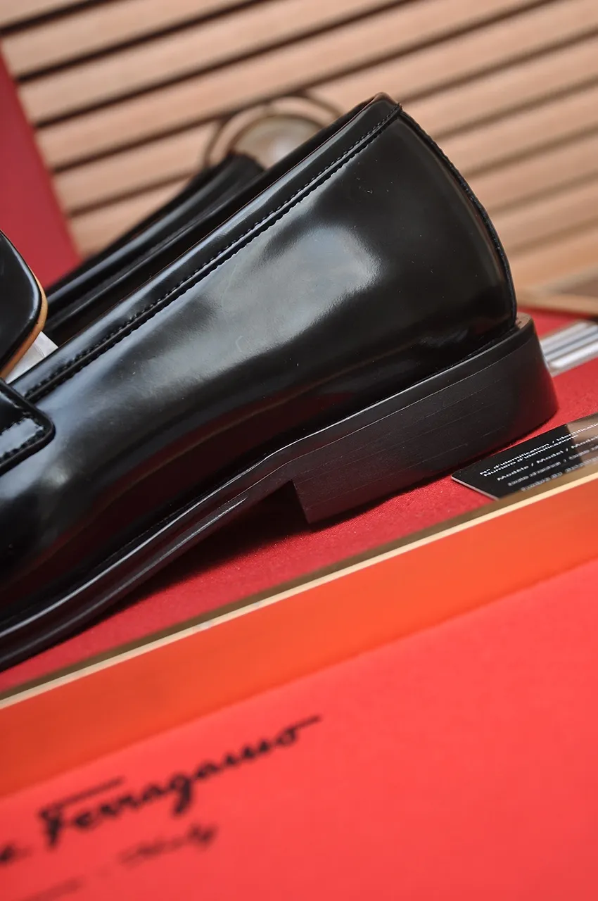 Men's shoes 💰620💶 [Ferragamo/Ferragamo] The latest model in the counter. Original imported open-sided high-quality cowhide hand-woven + imported 🐂 cowhide + original luxury metal buckle + original combination outsole. Comparative and stress-free 38--45 (45 custom-made)